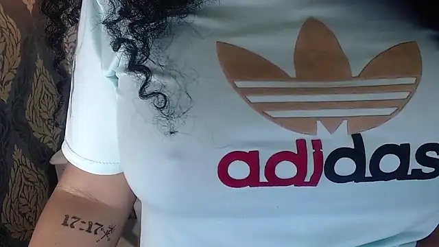 Sofiacowperx online show from 10/21/25, 02:07