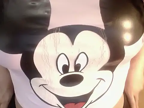 Sofiacowperx online show from 11/20/25, 12:49