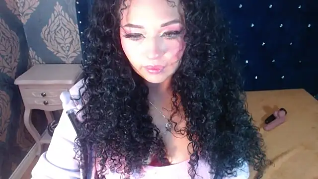 Sofiacowperx online show from 04/30/26, 12:55