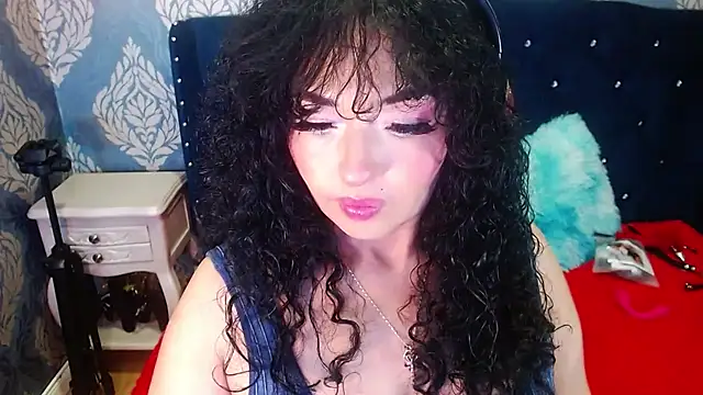 Sofiacowperx online show from 07/06/26, 11:40