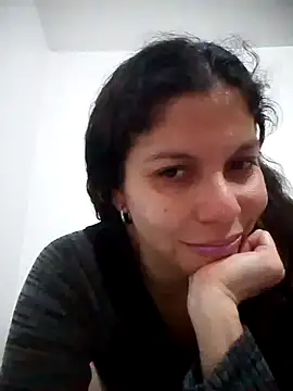 Carliina Soussa online show from 02/05/25, 01:58