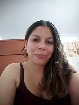 Snapshot of Carliina_Soussa chatting on 09/25/25, 10:24 Carliina Soussa online show from 09/25/25, 10:24