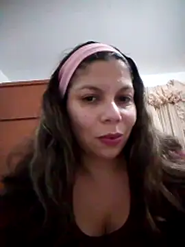 Snapshot of Carliina_Soussa chatting on 11/22/25, 10:31 Carliina Soussa online show from 11/22/25, 10:31