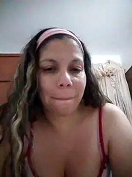 Snapshot of Carliina_Soussa chatting on 11/30/25, 12:03 Carliina Soussa online show from 11/30/25, 12:03