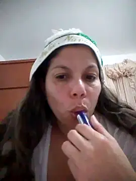 Snapshot of Carliina_Soussa chatting on 12/01/25, 10:15 Carliina Soussa online show from 12/01/25, 10:15