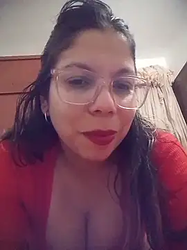 Carliina Soussa online show from 05/28/26, 12:08