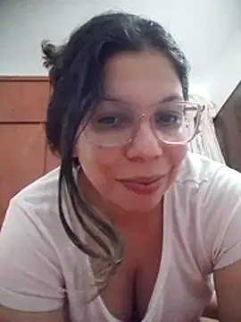 Carliina Soussa online show from 06/11/26, 10:41