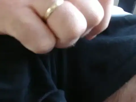 Snapshot of steelwings1976 chatting on 10/21/25, 07:09 steelwings1976 online show from 10/21/25, 07:09