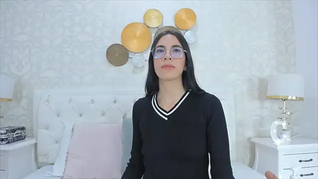 Clarisse28 online show from 12/20/24, 07:17