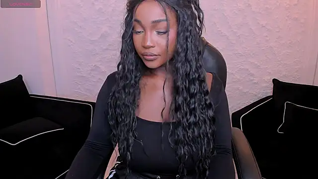 SavannahStorm online show from 05/14/26, 04:30