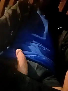 Snapshot of maroo544 chatting on 09/28/25, 01:33 maroo544 online show from 09/28/25, 01:33