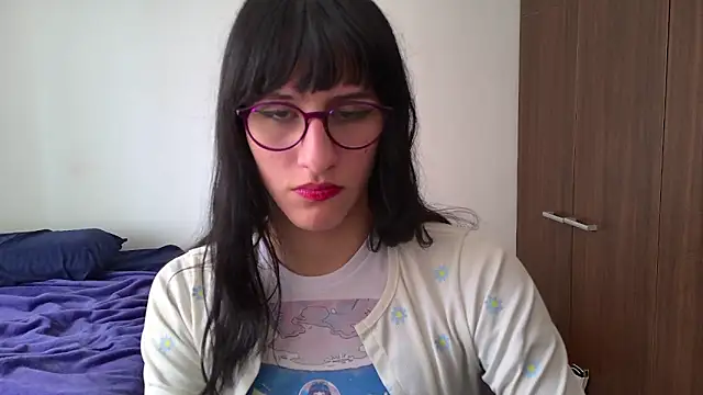 Snapshot of Alice_love29 chatting on 01/19/25, 08:09 Alice love29 online show from 01/19/25, 08:09