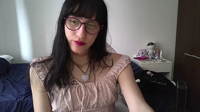 Snapshot of Alice_love29 chatting on 01/25/25, 08:31 Alice love29 online show from 01/25/25, 08:31