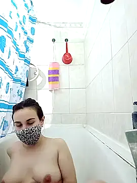 Snapshot of MikaKors chatting on 12/02/24, 05:04 MikaKors online show from 12/02/24, 05:04