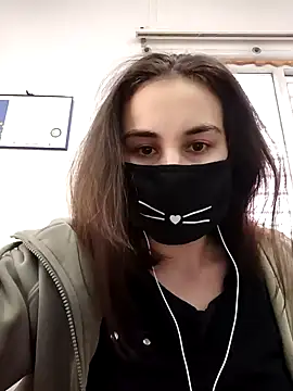 Snapshot of MikaKors chatting on 12/19/24, 10:45 MikaKors online show from 12/19/24, 10:45