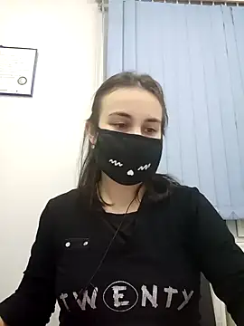 Snapshot of MikaKors chatting on 12/25/24, 11:54 MikaKors online show from 12/25/24, 11:54