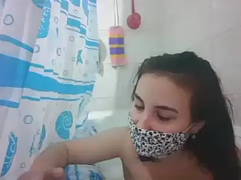 Snapshot of MikaKors chatting on 01/03/25, 07:50 MikaKors online show from 01/03/25, 07:50