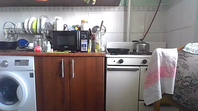 Snapshot of MikaKors chatting on 02/01/25, 05:49 MikaKors online show from 02/01/25, 05:49