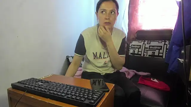 Nathaly love96 online show from 05/15/26, 06:59