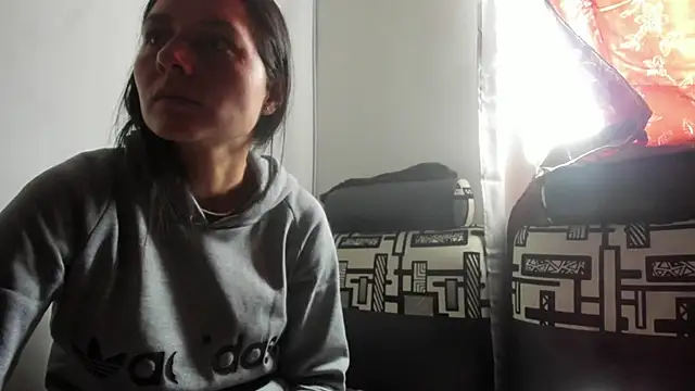 Nathaly love96 online show from 07/04/26, 06:25