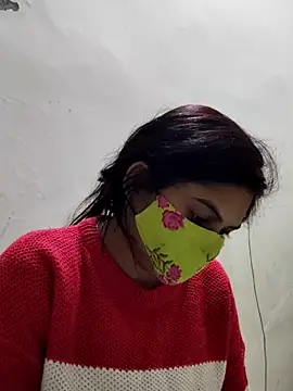 illay love online show from 02/17/25, 04:59
