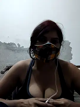 illay love online show from 10/18/25, 07:03