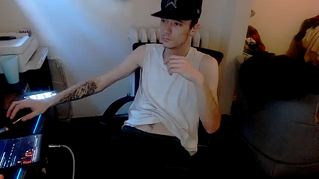 Snapshot of MrKingDick607 chatting on 10/24/25, 02:57 MrKingDick607 online show from 10/24/25, 02:57