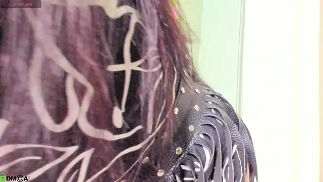 Snapshot of Margaret_Clark_ chatting on 12/15/25, 11:25 Margaret Clark online show from 12/15/25, 11:25