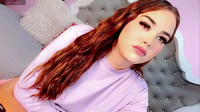 Sophia-Isabella online show from 02/17/25, 10:58