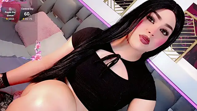 Sophia-Isabella online show from 12/02/25, 07:53