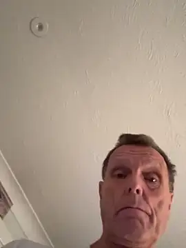 Snapshot of maturemale2024 chatting on 11/29/25, 07:44 maturemale2024 online show from 11/29/25, 07:44