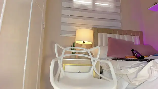 zoe sky  online show from 01/09/25, 05:43