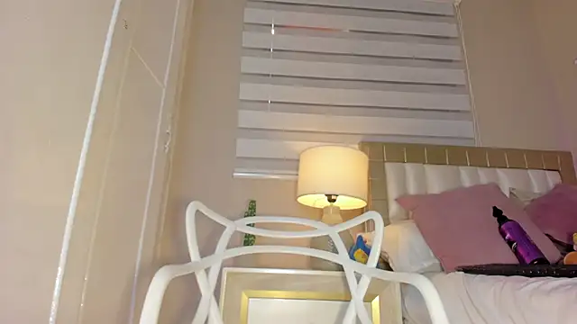 zoe sky  online show from 01/17/25, 05:41
