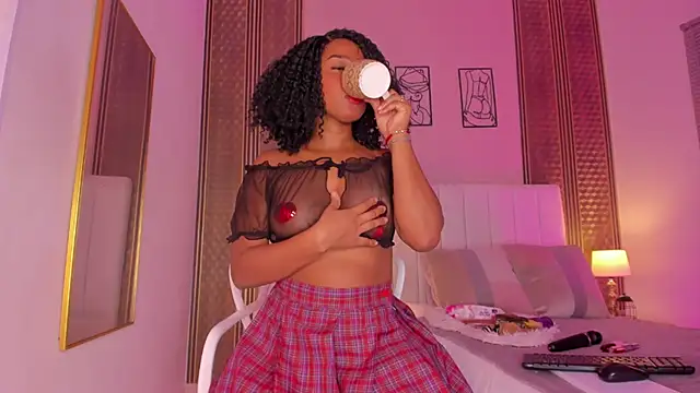 Snapshot of zoe_sky_ chatting on 11/24/25, 11:43 zoe sky online show from 11/24/25, 11:43