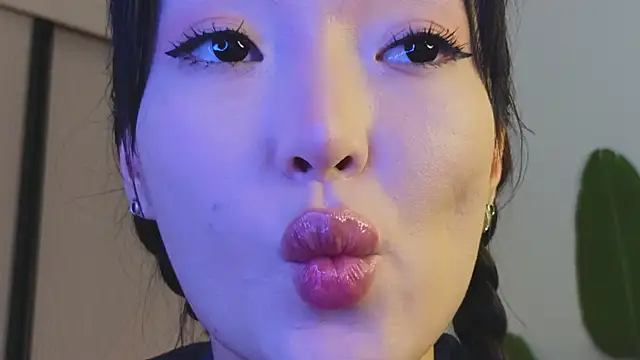 AudreyMell online show from 12/03/24, 05:55