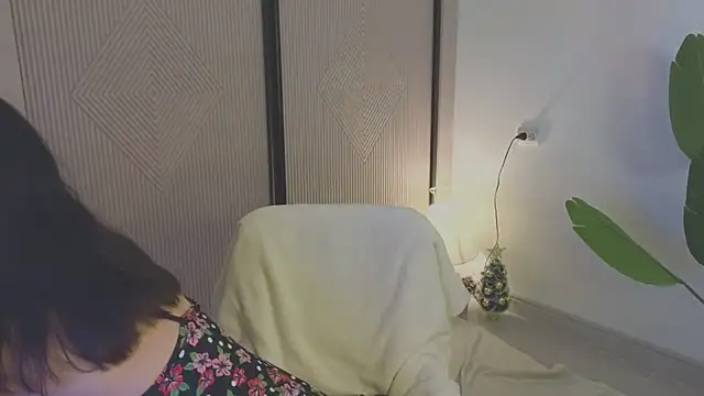 AudreyMell online show from 12/18/24, 03:11