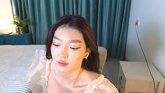 AudreyMell online show from 11/16/25, 03:28