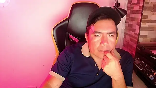 Snapshot of Jhonatan_Morales_S chatting on 11/01/25, 11:40 Jhonatan Morales S online show from 11/01/25, 11:40