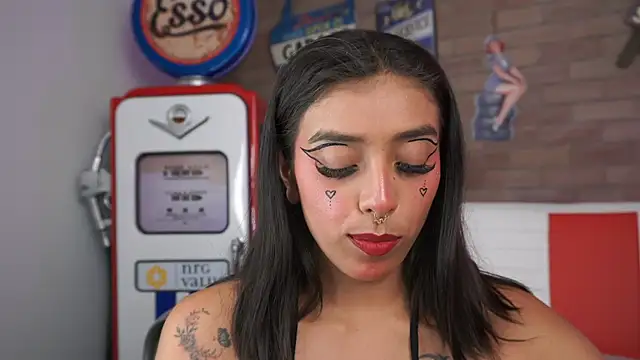 miss collins online show from 05/20/26, 06:03