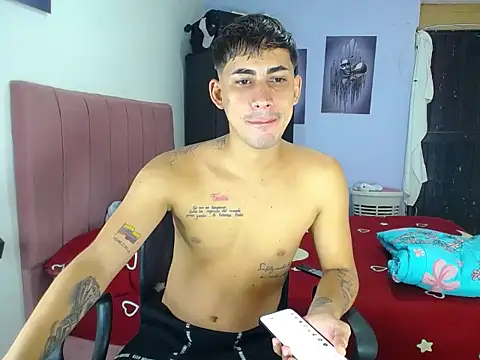 boy latino sex online show from 09/09/25, 10:20