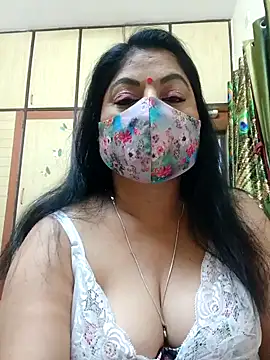 Snapshot of Ratna-777 chatting on 03/09/25, 05:39 Ratna-777 online show from 03/09/25, 05:39