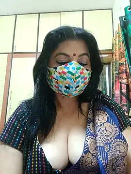 Snapshot of Ratna-777 chatting on 11/07/25, 06:52 Ratna-777 online show from 11/07/25, 06:52