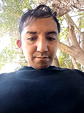 Snapshot of angelcachondo199211 chatting on 10/22/25, 01:11 angelcachondo199211 online show from 10/22/25, 01:11