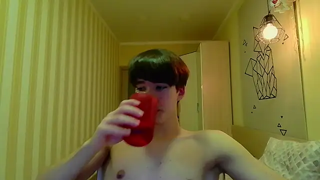 Snapshot of gayGamogey chatting on 12/05/24, 12:11 gayGamogey online show from 12/05/24, 12:11