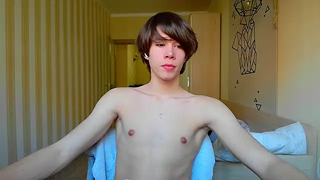 Snapshot of gayGamogey chatting on 03/11/25, 11:44 gayGamogey online show from 03/11/25, 11:44