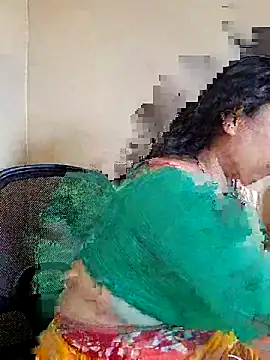 DREAM GIRL-30 online show from 05/18/26, 06:52
