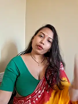 DREAM GIRL-30 online show from 05/22/26, 05:25