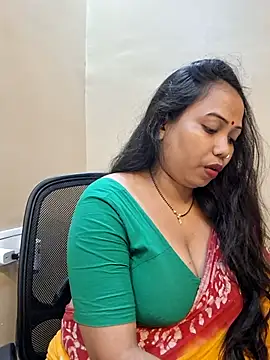 DREAM GIRL-30 online show from 07/17/26, 05:51