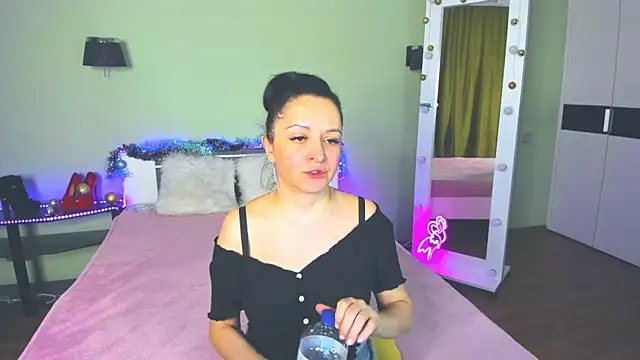 AngellLika online show from 12/12/24, 07:19