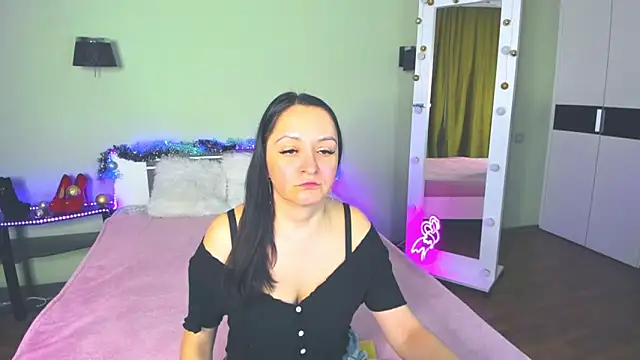 AngellLika online show from 12/12/24, 10:24